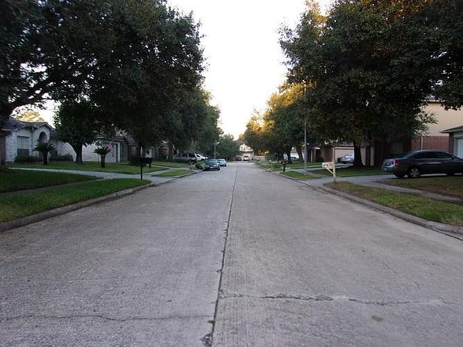 2nd image of 7902 Summer Place Dr