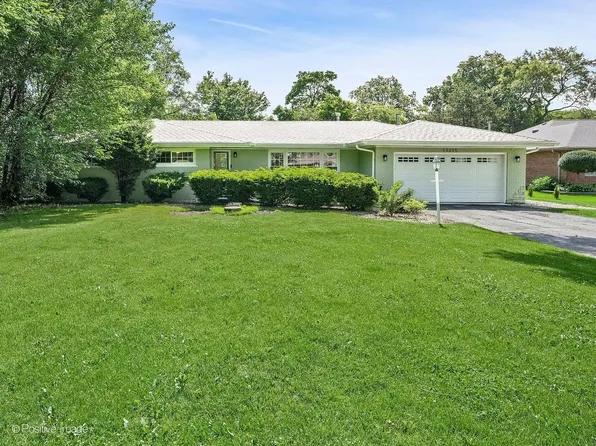 13215 S Adsit Rd, Palos Park, IL 60464
