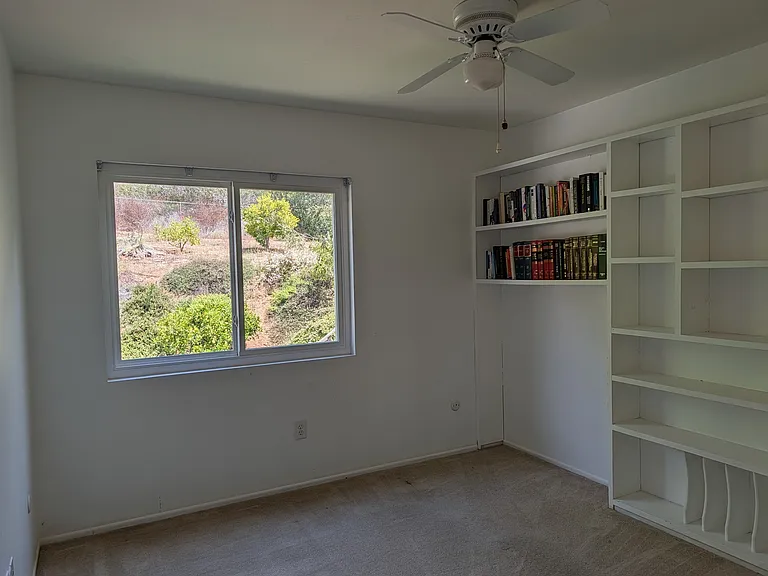 14686 Wye St — Photo 10