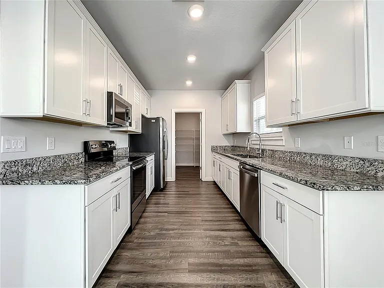 3715 W Wisconsin Ave #3 — Photo 51