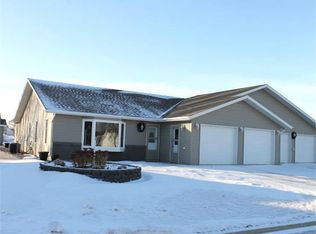 234 Kennedy Ave, Harvey, ND 58341