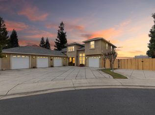 14221 E Bluff Dr, Lockeford, CA 95237