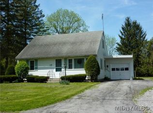 528 Lynnburt St, Oneida, NY 13421