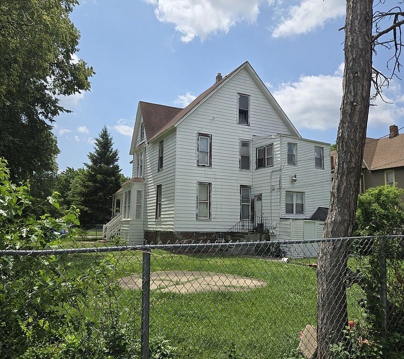 2nd image of 738 W 87th St