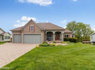 5055 Copper Creek Dr, Pleasant Hill, IA 50327