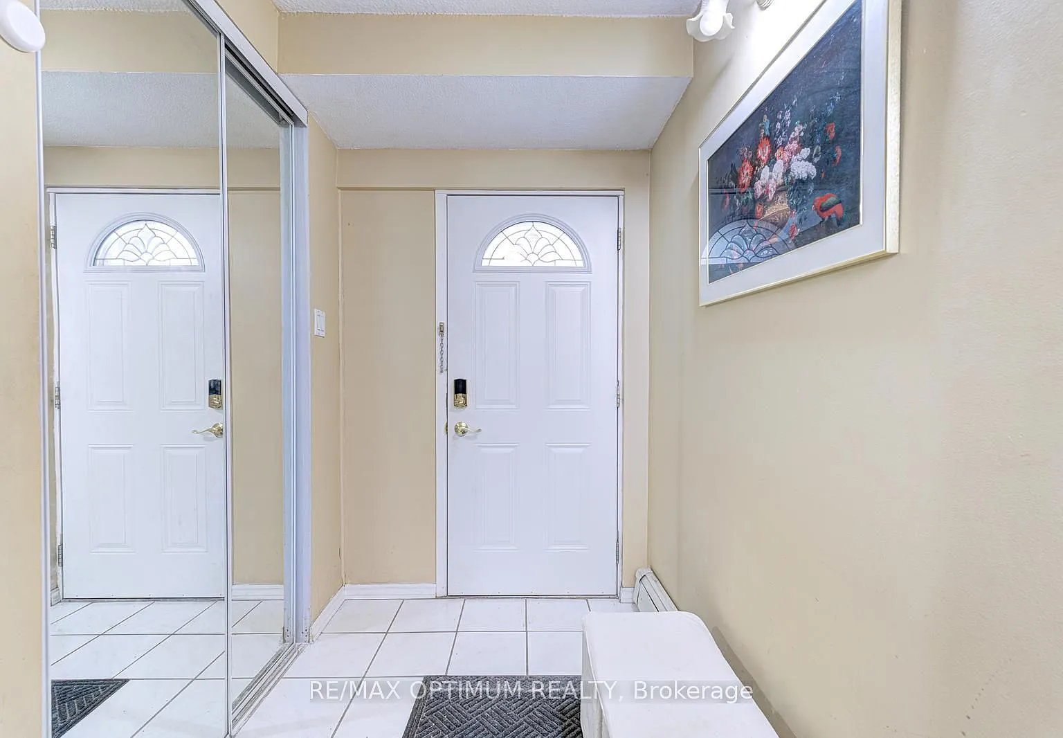 4 bed, $3,200 — Photo 4