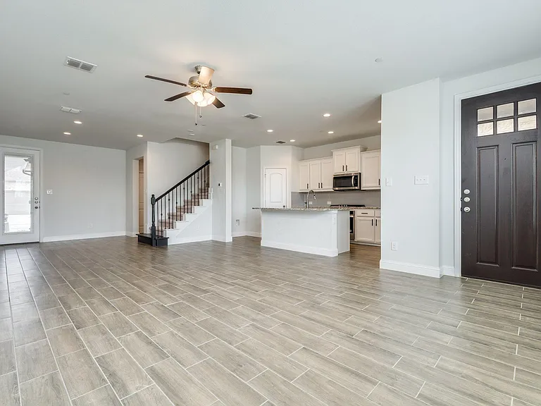 6805 Andrew Dr — Photo 13
