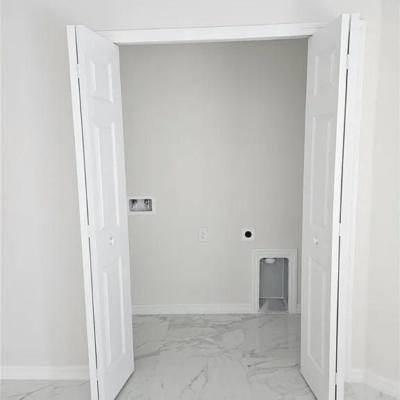 397 Carrillon Ave S — Photo 13