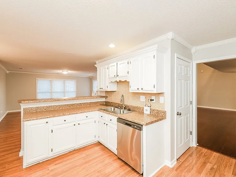 1855 Oak Springs Dr — Photo 10