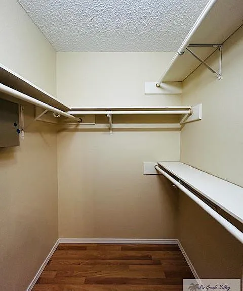 944 Alta Mesa Blvd — Photo 20