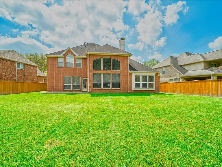 5619 Riverstone Crossing Dr — Photo 37