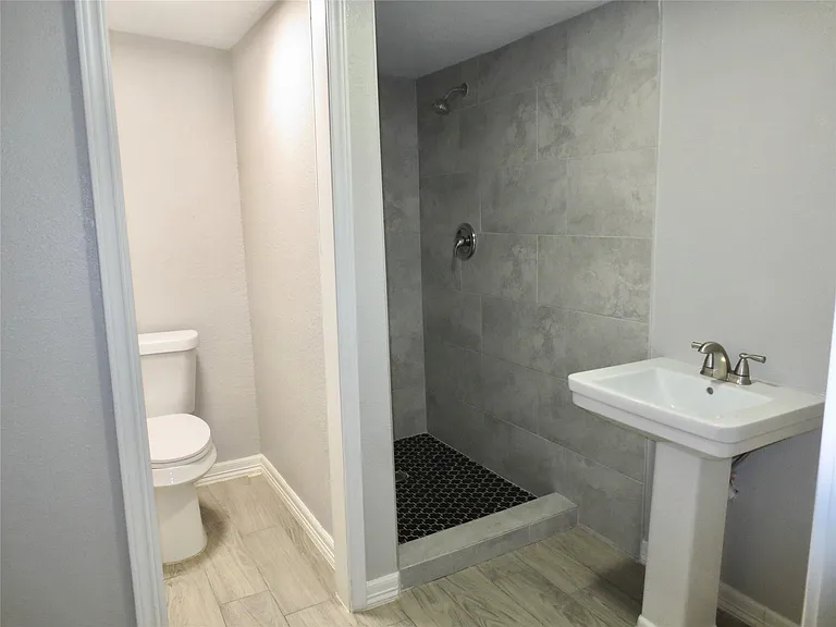 2204 Parker Rd #A — Photo 7