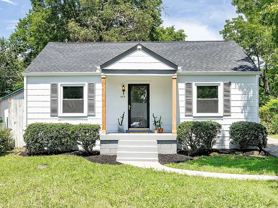 233 Harrington Ave