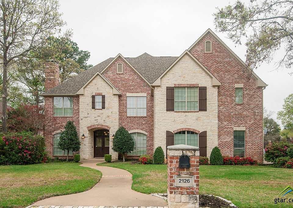 1st image of 2126 Woodlands Dr