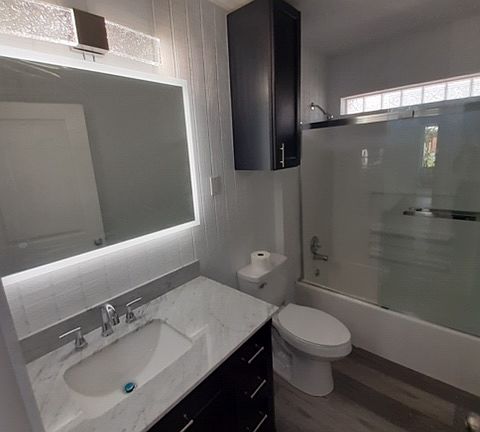 5th image of 117 Casa Pl #A