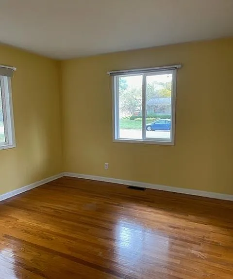 2228 Miami Trl — Photo 6