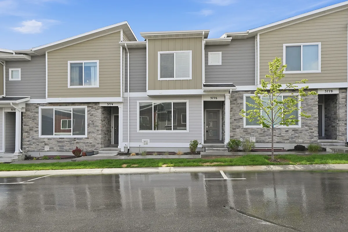 Building Photo - 3776 W Soft Whisper Way