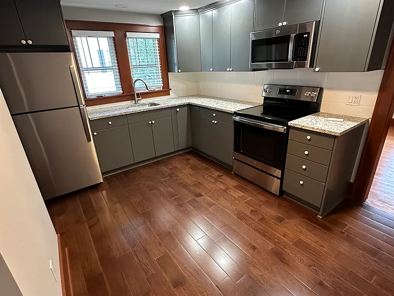 209 East Ave #2 — Photo 11