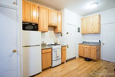 Rented by City Connections Realty