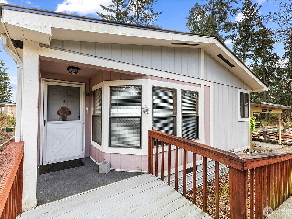 1st image of 19307 100th Avenue E #70