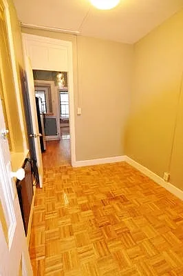 Rented by BLU Real Estate | media 27