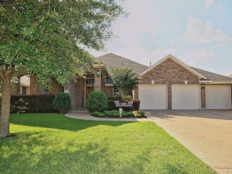 1st image of 16614 Cordillera Dr