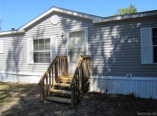 10673 S Riviera Dr, Homosassa, FL 34448