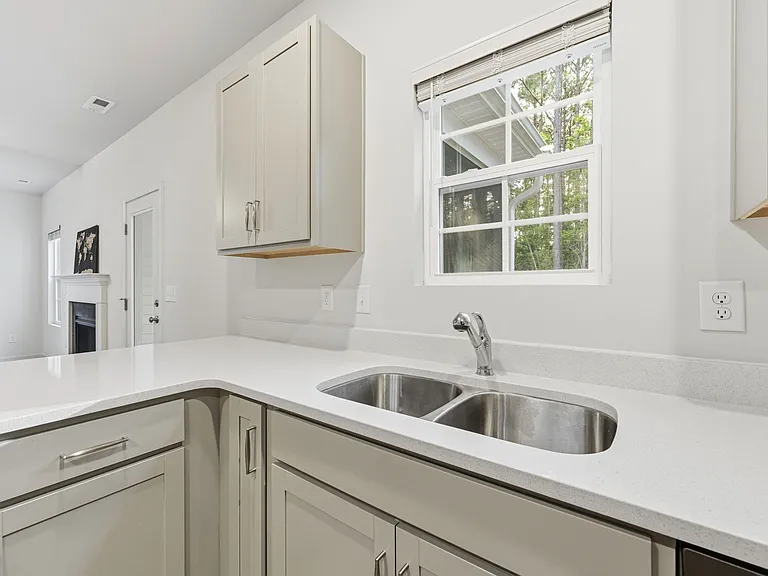 305 Ruby Baird Dr — Photo 12