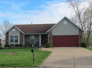 2011 Little Mountain Ct, O'Fallon, MO 63368