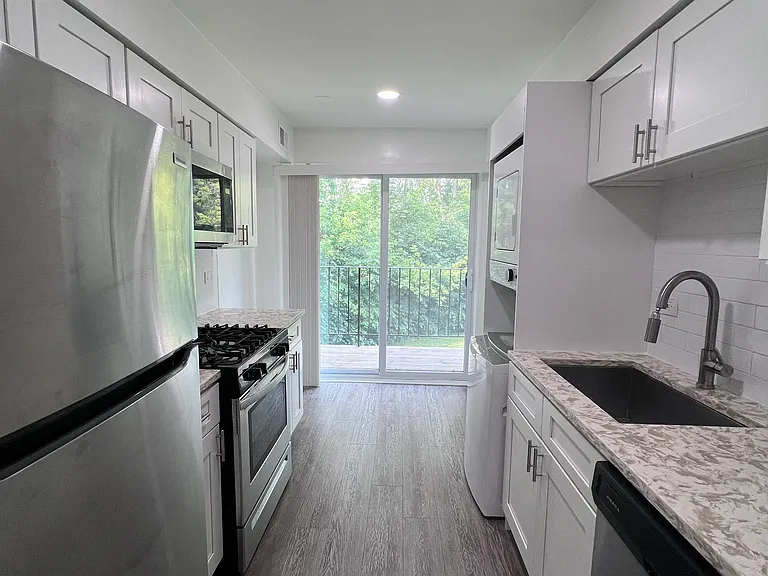 224 E Rimini Ct #2A — Photo 2