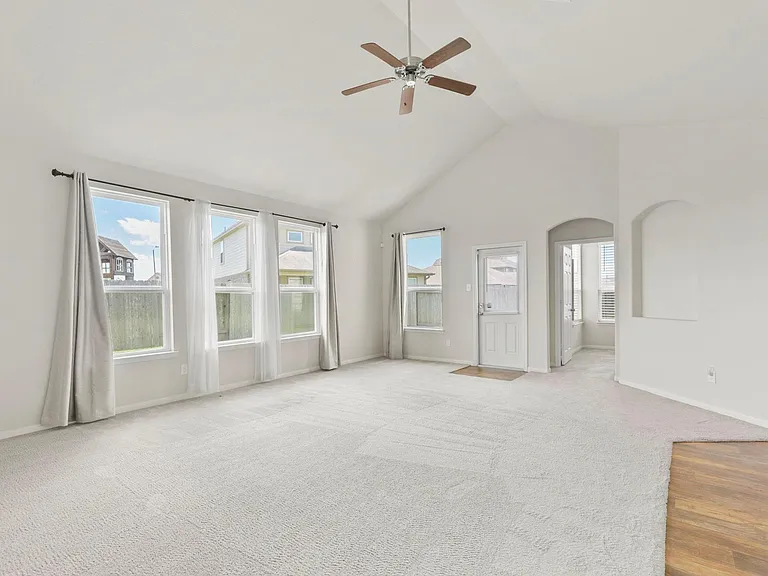 3011 Tandem Ct — Photo 11