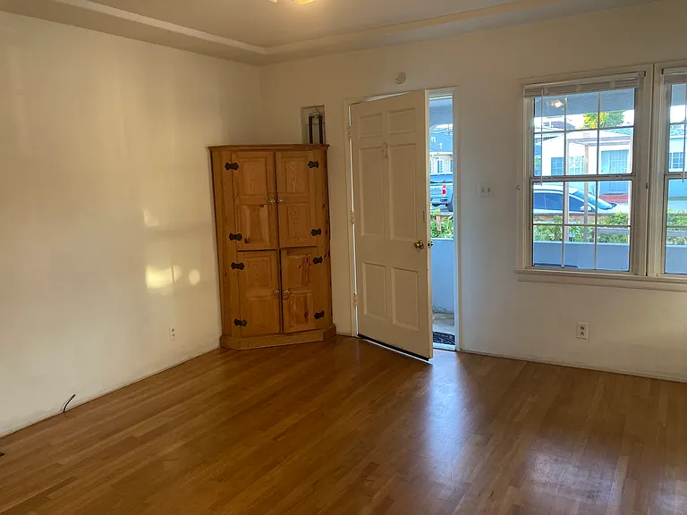12444 Greene Ave #A — Photo 13