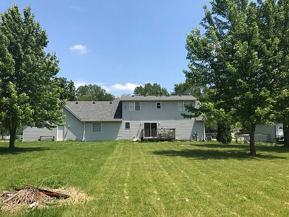 3rd image of 815 Kody Alan Dr