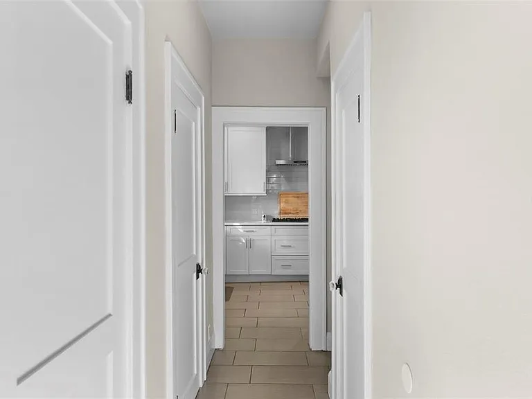 2943 W Bayshore Ct — Photo 14