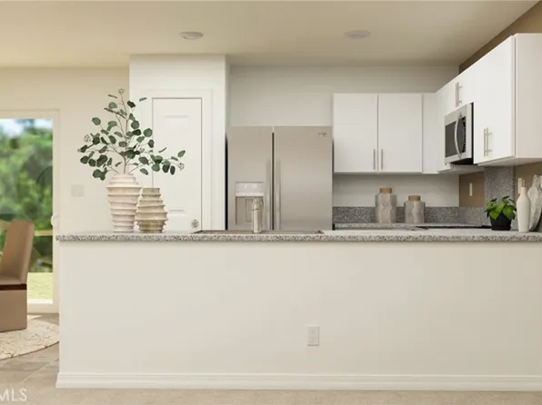 14242 Notre Dame St, Hesperia, CA 92345