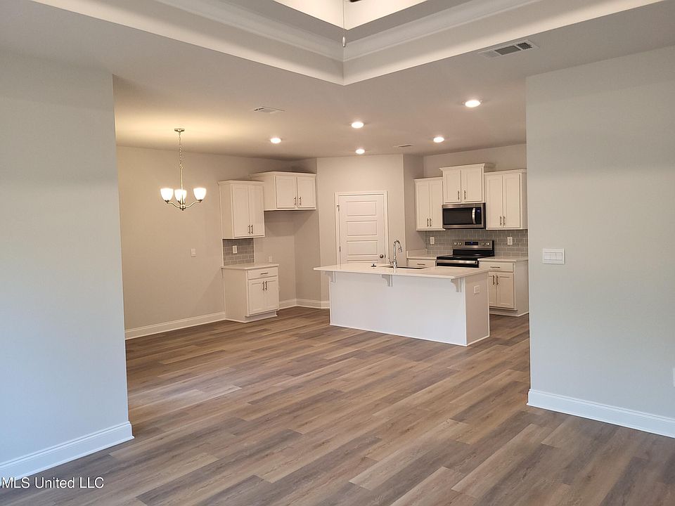 87125 Highpoint Dr, Diamondhead, MS 39525 MLS 4069599 Zillow