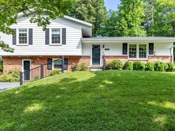 1507 Ricky Rd, Charlottesville, VA 22901