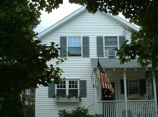 55 Houston Ave, Newport, RI 02840