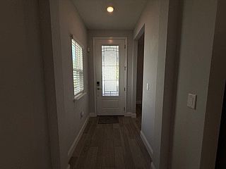 4th image of 195 Clifton Bay Loop