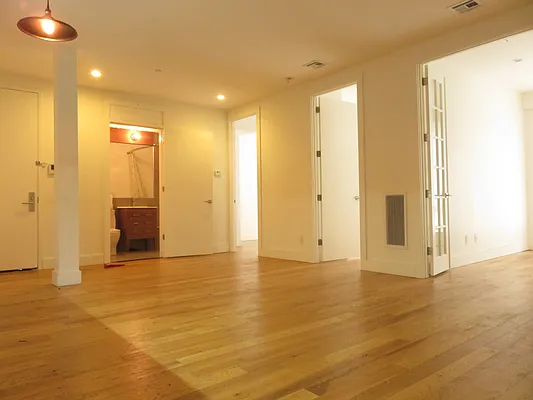 Rented by Rennit Inc. | media 37