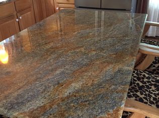 112 Island Rd, Lunenburg, MA 01462