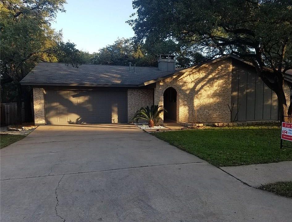 1st image of 11721 Spotted Horse Dr