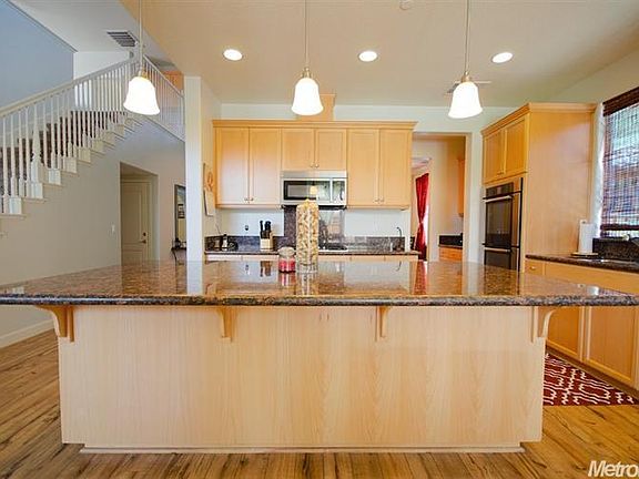 2nd image of 1128 Camogli Ct