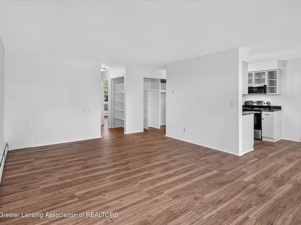 1043 Kimberly Dr APT 4, Lansing, MI 48912