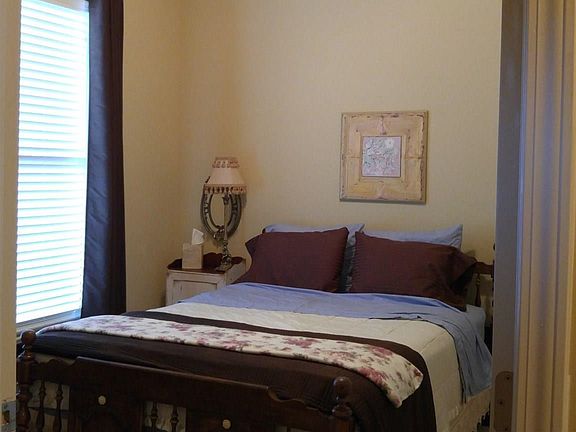 4th image of 638 Stickley Oak Way