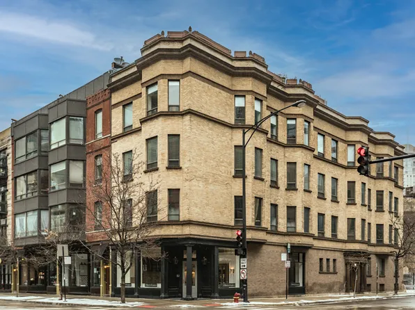 501 N Wells St APT 2W, Chicago, IL 60654