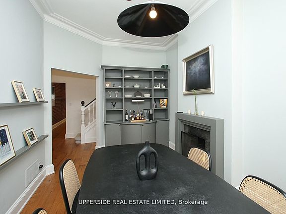 3rd image of 153 Collier St