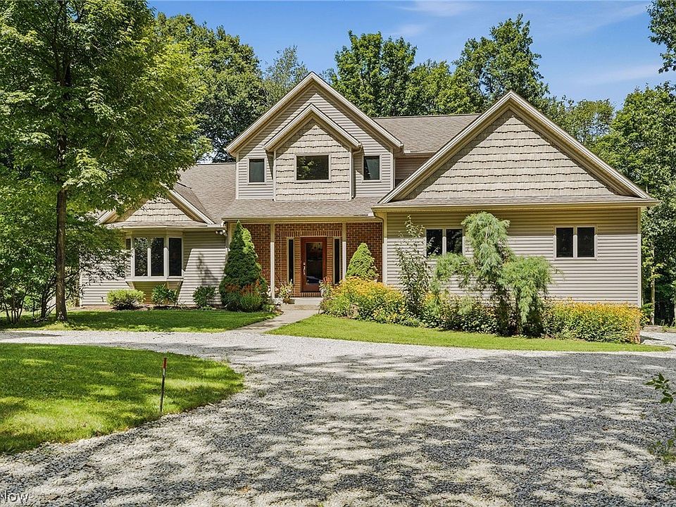1st image of 3199 Blake Rd