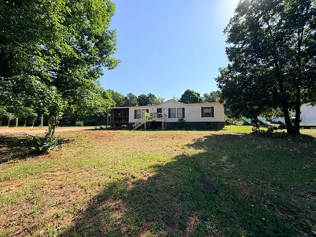112 Old Denver Rd — Photo 1
