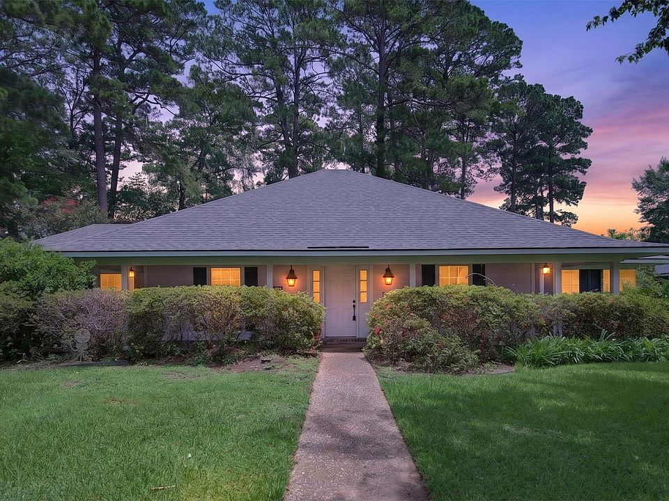 1st image of 10005 Thornwood Dr